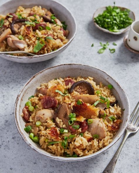 One Pot Honey Soy Chicken & Rice - Marion's Kitchen Marions Kitchen, Char Siew, Marion Grasby, Honey Soy Chicken, Homemade Chinese, Marion's Kitchen, Soy Chicken, Recipes Asian, Rice Cooker Recipes