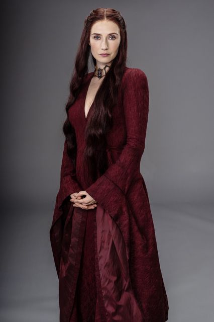 Everything You Need To Know About The Red Women On Game Of Thrones #refinery29  http://www.refinery29.com/2016/05/111398/game-of-thrones-new-red-woman-kinvara#slide-1  R’hllor, The Religion Of The Lord Of LightA primary religion of the GOT universe, but relatively uncommon in Westeros (and, it seems, in Meereen). Red priests and priestesses are the clergy of R’hllor — Melisandre, the first Red Woman/red priestess the show introduced, convinced Stannis Baratheon to subscribe to the obscure fa... Melissandre Game Of Thrones, Melisandre Costume, Red Priestess, Got Costumes, Game Of Thrones Costumes, Fire And Blood, Gra O Tron, Iron Throne, Theatre Costumes