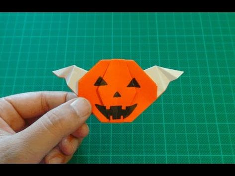 origami【Halloween／jack o'lantern with wings】 - YouTube Origami Jack O Lantern, Origami Ghost, Origami Pumpkin, Origami Halloween, Ghost Tutorial, Halloween Diy Paper, Pumpkin Tutorial, Paper Kawaii, Halloween Origami