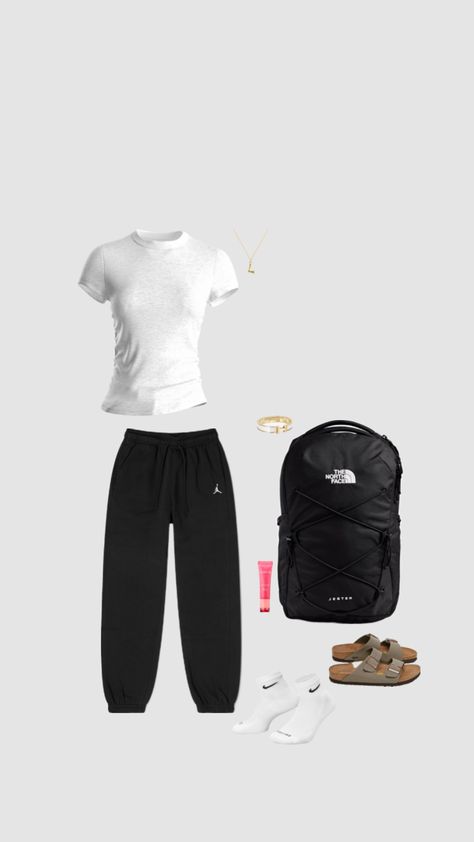 Comfortable Hoodie Outfit, Nike Sweat Outfit, Outfits To Wear With Black Sweatpants, Things To Wear With Black Sweatpants, Chill Outfits For School Summer, Monday Fits For School, School Outfit Sweatpants, 6 Flags Outfit, Cuffed Sweatpants Outfit