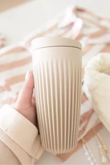 Travel Coffee Cup Aesthetic, Aesthetic Travel Mug, Portable Coffee Cup, Coffee Travel Mug Aesthetic, Travel Mug Aesthetic, Coffee Mug To Go, Teresa Caruso, Coffee Travel Mugs, To Go Coffee Cups