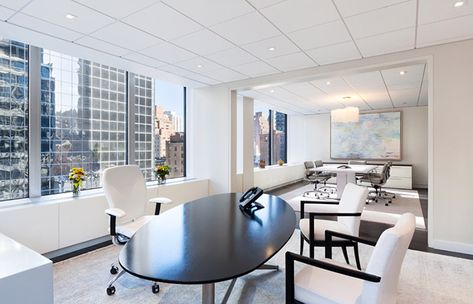 avon 5c Inside AVONs New York City Executive Offices C Suite, Hon Office Furniture, Ceo Office, Future Office, New York Office, Busy Woman, Executive Suites, Shared Office, Office Designs