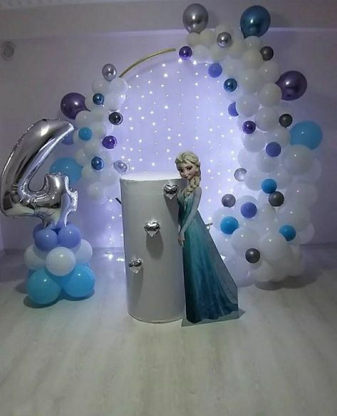 Elsa Frozen Decorations Party Ideas, Elsa Themed Birthday Party Decoration, Frozen Balloon Decorations, Frozen Theme Party Decorations, Frozen Birthday Decorations, Frozen Birthday Party Decorations, Elsa Birthday Party, Frozen Decorations, Decoration Buffet