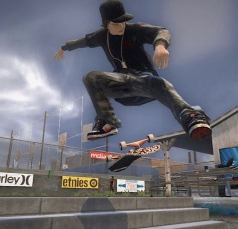 Skateboard Pfp, Skateboarder, I Want To Be, Fun Games, Group Chat, Skateboard, Building