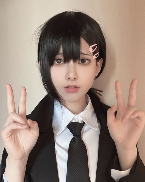 Kobeni Aesthetic, Short Dyed Hair, Cosplay Ideas Women, Anime Cosplay Ideas, Short Grunge Hair, Anime Makeup, Drawing Body Poses, Universal Language, Male Cosplay