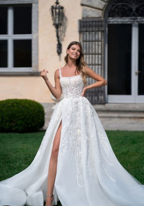 Alegria wedding dress – Dovita Lace Wedding Dress Sleeveless, Wedding Dresses Sleeveless, Boho Bride Dress, Gowns Vintage, Bridal Gowns Vintage, White Lace Wedding Dress, Women Bride, Dream Wedding Ideas Dresses, Pure Romance