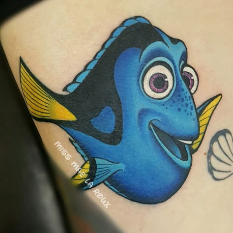 Dory (Tattoo by MissMaeTattoo @Facebook) #FindingNemo Dorey The Fish Tattoo, Dory Tattoo Ideas, Dory Tattoo Black And White, Dory Tattoo, Evil Eye Tattoo, Hand Poked Tattoo, Cool Small Tattoos, Poke Tattoo, Wrist Tattoos For Women