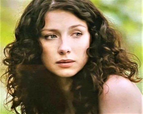 Claire Fraser Season 1, Mystical Woman, Catriona Balfe, Gabaldon Outlander, Outlander Claire, Jamie Fraser Outlander, Claire Fraser, Caitriona Balfe, Outlander Series