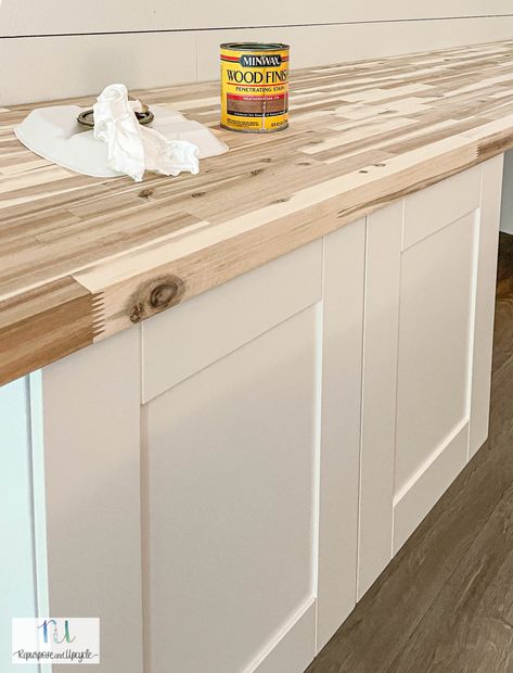 Acacia Countertop Butcher Blocks, Staining Butcher Block Countertops, Butcher Block Countertops Stain, Butcher Block Stain Colors, Butcher Block Countertops White Cabinets, Diy Butcher Block Island, Butcher Block Desk Top, Acacia Butcher Block Countertops, Butcher Block Cabinets