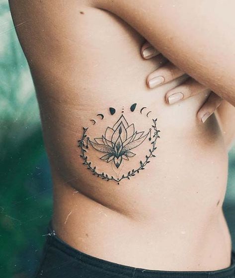 41 Moon Phases Tattoo Ideas to Inspire You | StayGlam Small Foot Tattoos, Chakra Tattoo, Moon Phases Tattoo, Moon Tattoos, Chic Tattoo, Stylish Tattoo, Hip Tattoos Women, Best Tattoos For Women, Wolf Tattoo Design