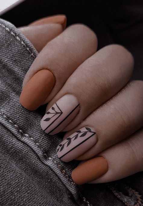 Neutral Nail Art Designs, Boho Nails, Stylish Nails Designs, Minimal Nails, Short Nails Art, French Acrylic Nails, Neutral Nails, Nail Art Ideas, Floral Nails