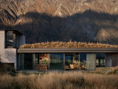 Hooper House, New Zealand Home, Timber Roof, Coastal House, New Zealand Houses, Renzo Piano, Timber Structure, The Local Project, Alvar Aalto