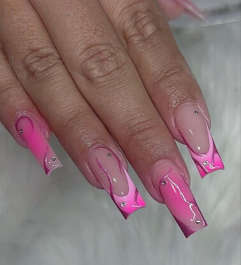 Airbrush Nails, Diy Acrylic Nails, Simple Acrylic Nails, Glow Nails, Trendy Nail, Bling Acrylic Nails, Pink Set, Acrylic Nails Coffin Short, Pink Acrylic Nails