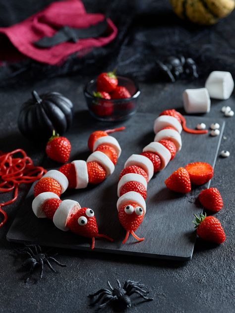 Strawberry Mallow Snakes — Nutrition Rocks Snake Snacks, Strawberry And Marshmallow, Edible Googly Eyes, Spooky Food Ideas, Fresh Berries Recipes, Strawberry Marshmallow, Spooky Halloween Food, White Marshmallows, Spooky Food