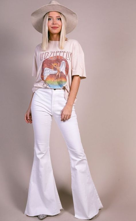 White Bell Bottoms Outfit, White Flare Jeans Outfit, White Bell Bottoms, Bell Bottom Jeans Outfit, Bell Bottoms Outfit, White Flare Pants, Fashion Island, Flare Jeans Outfit, White Flared Jeans