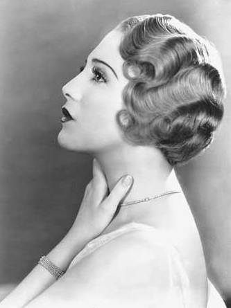 STUDIO PORTRAIT - MOVIE STAR - BEBE DANIELS - PROFILE WITH HAND ON HER NECK - LOVELY PORTRAIT - 1920s Bebe Daniels, Marcel Waves, 1930s Hair, Vintage Hairstyle, Finger Wave Hair, 1920s Hair, Hairstyles Art, A Hairstyle, Finger Waves