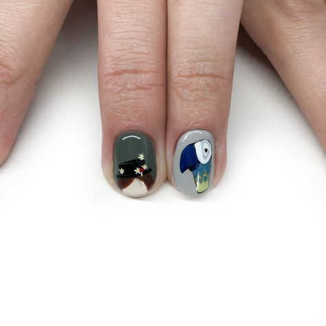 Mary Poppins Nail Art, Mary Poppins Nails, Mary Poppins Makeup, Marry Poppins Tattoos, Mary Poppins Art, Mary Poppins Tumbler Cups, Nail Art Disney, Scrapbook Collection, Painted Nail Art