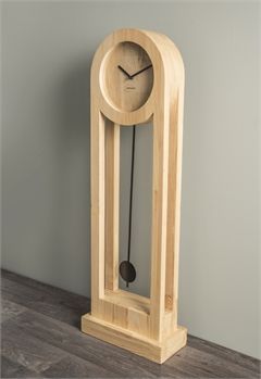 Table Clock Design, Wood Clock Design, Pendulum Wall Clock, Wall Watch, Cool Clocks, Pendulum Clock, Diy Clock Wall, Wooden Lanterns, Present Time