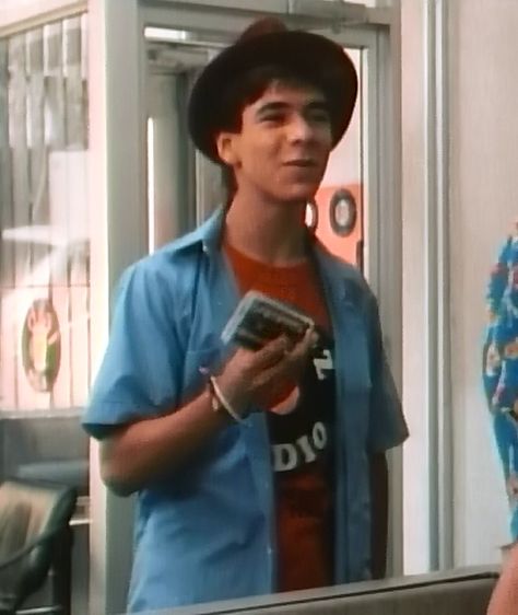 Joey Jeremiah works at Cra-z-radio. Business attire. Degrassi Fashion, Joey Jeremiah, Degrassi High, Degrassi Junior High, Junior High, Netflix Series, Business Attire, Best Shows Ever, Round Sunglass Men