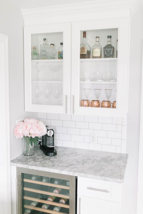 Renovating an 80's Style Kitchen into a Bright + Light Dream Bar Nook, Ranch Kitchen Remodel, Bar In Casa, Kitchen Cabinet Remodel, Marble Counter, Classic Kitchen, Trendy Kitchen, Cool Ideas, Counter Tops