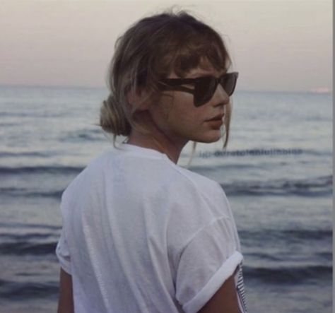 Taylor Swift Fotos, Estilo Taylor Swift, Taylor Swift 1989, New Romantics, Red Taylor, Swift 3, Taylor Swift Album, Taylor Swift Pictures, Taylor Alison Swift