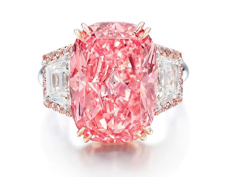 Originally estimated at $21m, the 11.15-carat Williamson Pink Star diamond was sold for $49.9m at Hong Kong auction. Pink Star Diamond, Expensive Diamond, Pink Sapphire Ring, Pink Star, Elizabeth I, Types Of Diamonds, Beautiful Engagement Rings, Rare Gems, Silver Jewelry Rings