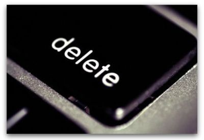 3 reasons to never delete negative Facebook comments. #Facebook Macbook Pro Tips, Google Page, Photo Folder, Facebook Comments, Mac Computer, Community Manager, Facebook Posts, Clean Up, Social Media Post