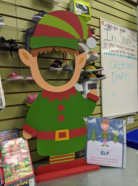 Elfie Selfie Station, North Pole Crafts For Kids, Elfie Selfie, Take An Elfie, 100 Gift, Holiday Giveaways, Take A Selfie, December 24th, Mexican Decor