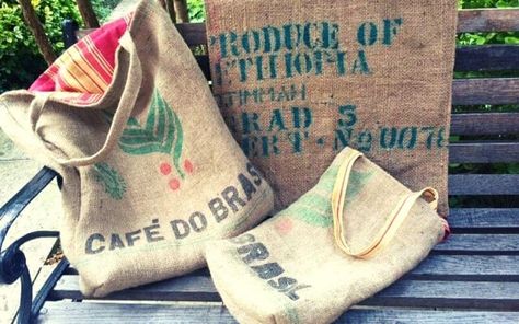 Coffee Bag Diy, Recycled Coffee Bags, Coffee Bean Sacks, Burlap Coffee Bags, Coffee Bean Bags, Coffee Sack, Coffee Sacks, Sac Diy, Burlap Sacks