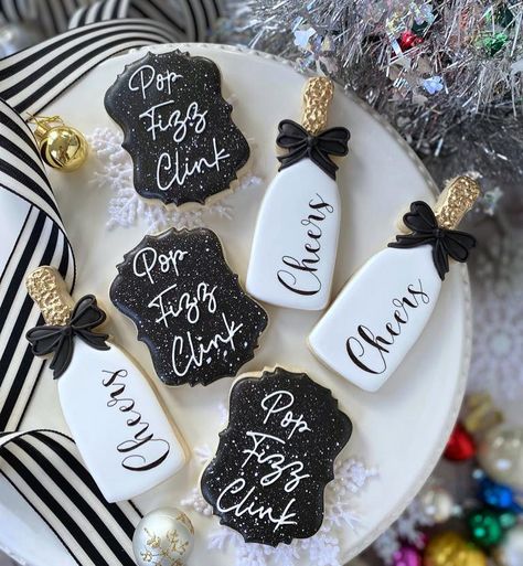 Nye Cookies, Ball Cookies, Christmas Cookie Cake, Hard Candy Molds, Cookie Decorating Supplies, New Years Cookies, Alphabet Cookies, Pop Fizz Clink, Themed Cookies