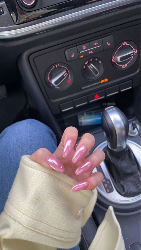 Pink Clear Chrome Nails, Soft Pink Chrome Nails, Light Pink French Tip With Chrome, Light Pink Chrome Nails French Tip, Light Pink Shimmery Nails, Aura Nails With Chrome, Shimmery Nails, Baby Pink Chrome Nails, Pink Aura Nails With Chrome