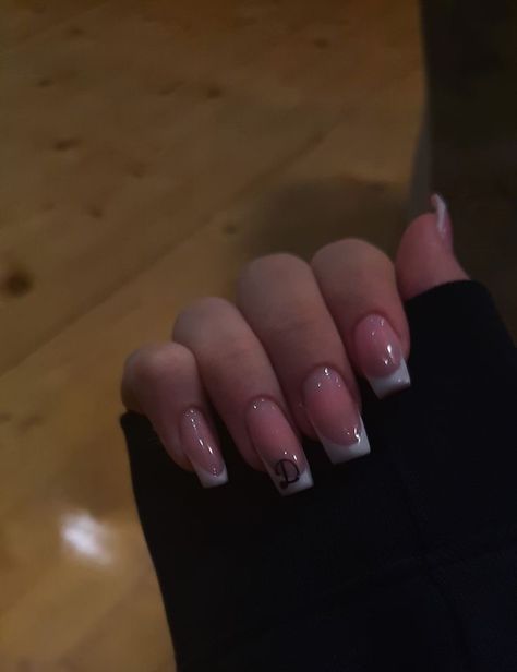 White French Tip Nails With Letter, D Nail Initial, Cute Acrylic Nails With Initials, Letter K Initial Nails, Letter F On Nails, Nails With X Initial, Nails With D Initials Acrylic, French Nails With Initials Short, Nails W Letter