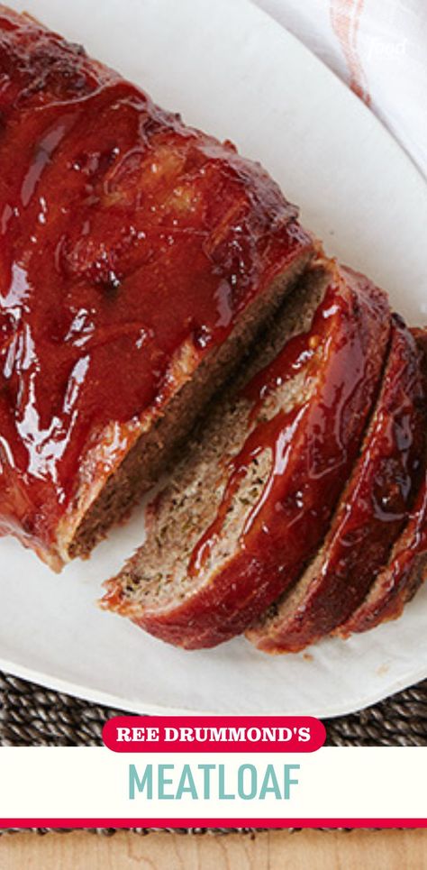 Recipe of the Day: The Pioneer Woman's Meatloaf 🍴 Classic and cozy, Ree's meatloaf is a great recipe to keep in your back pocket. Serve with mashed potatoes for the ultimate comfort meal.