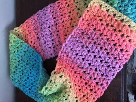 Textured V-Stitch Scarf V Stitch Crochet Scarf Free Pattern, V Stitch Scarf Crochet, Crochet V Stitch Scarf, Kids Scarf Crochet Pattern, Super Bulky Yarn Patterns Crochet, Bulky Yarn Patterns, V Stitch Crochet, Crochet Scarf For Beginners, Fast Crochet