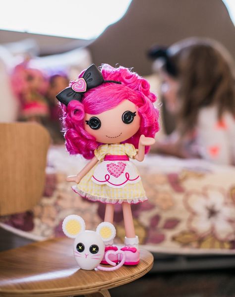 Lalaloopsy Photography, Lalaloopsy Pfp, Custom Lalaloopsy, Lala Loopsy Doll, Lalaloopsy Fanart, Lalaloopsy Dolls Mini, La La Loopsy, Lala Loopsy, 2000s Toys