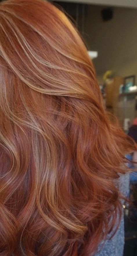 Hair Color Ideas For Auburn, Hair Colour Trends, Red Hair With Blonde Highlights, Auburn Balayage, Red Hair Color Ideas, Red Blonde Hair, Strawberry Blonde Hair Color, Fire Hair, Kadeřnické Trendy