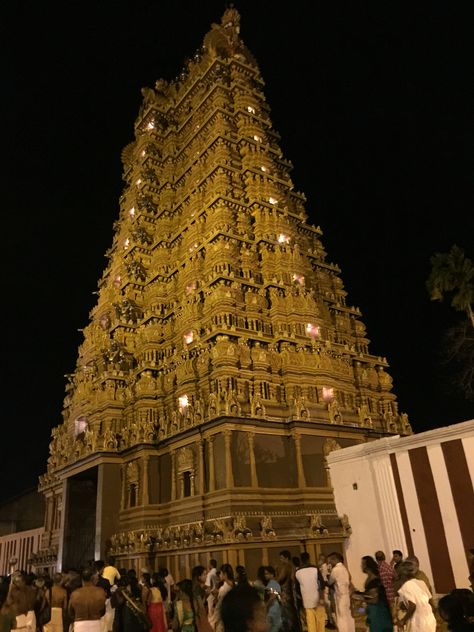 Nallur temple new tower. At jaffna -Sri Lanka Sri Lanka Jaffna, Sri Lanka Temple, Jaffna Sri Lanka, India Trip, Sri Lanka Travel, Desi Aesthetic, Dream Places, Countries To Visit, Hindu Temple