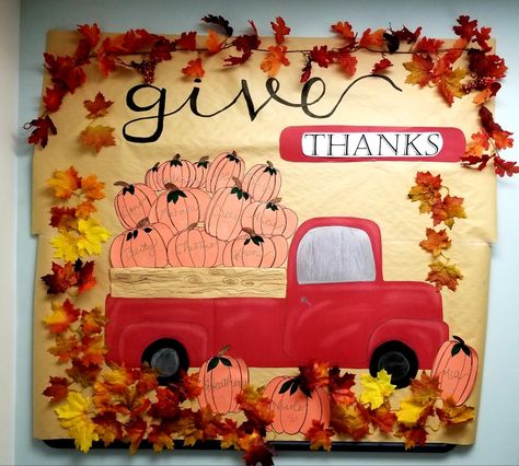 Fall Birthday Bulletin Boards Preschool, November Birthday Bulletin Board Ideas, Thanksgiving Bulletin Board Ideas Infant, November Birthday Board, Thanksgiving Birthday Board, Fall Birthday Boards For Daycare, Thanksgiving Birthday Bulletin Boards, Team Bulletin Board, Birthday Poster Board