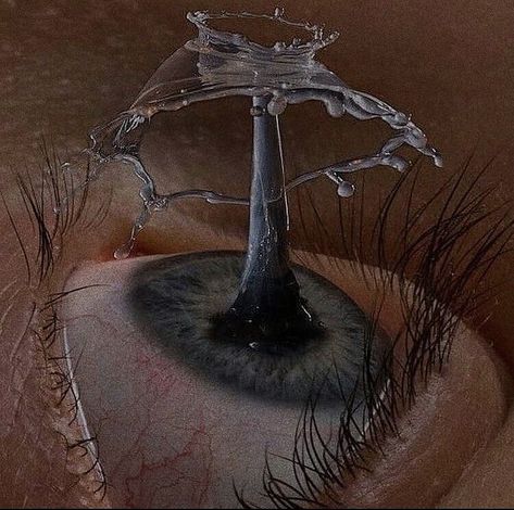 艺术🔪 on Instagram: “c r y.” Eye Looking Up, Fire Images, Eyeball Art, Eye Drop, Eyes Artwork, Makijaż Smokey Eye, Surrealism Photography, Eye Photography, Aesthetic Eyes