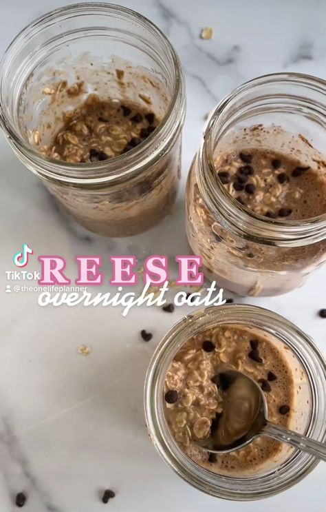 Overnight Oats Reeses, Recess Overnight Oats, Pb Powder Overnight Oats, Reeces Cup Overnight Oats, Reese’s Overnight Oats, Pb Fit Overnight Oats, Overnight Oats With Pb2 Powder, Pb2 Overnight Oats, Reese Cup