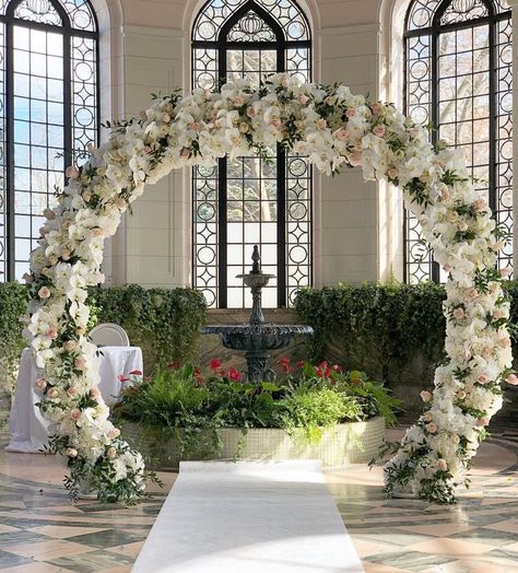 Wedding Gate Decoration Floral Arch, Round Wedding Arch With Flowers, Floral Arch Arrangements, Flower Arch Wedding Outdoor, Round Flower Arch, Flower Arch Wedding, Arch Gate, Wedding Gate, Entrance Arch