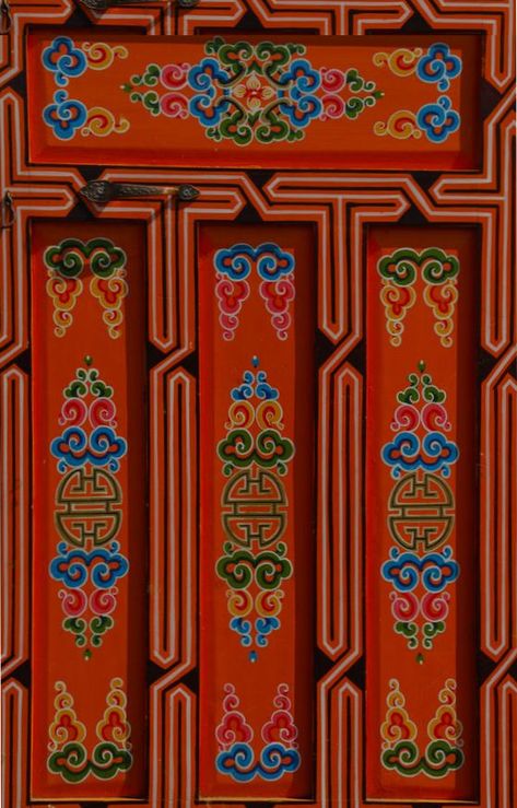 Mongolian Pattern, Mongolian Ger, Mongolian Yurt, Door Inspiration, Tibetan Art, Colorful Patterns, Tibetan Buddhism, Old Doors, Yurt