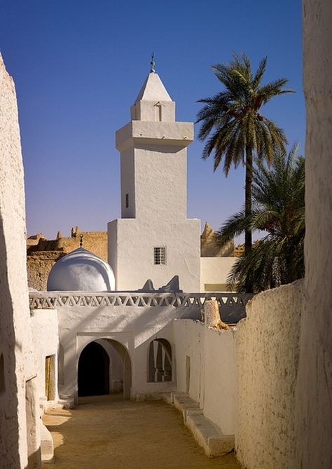 Ghadamis - Libya Old Mosque, Eric Lafforgue, Cap Vert, Beautiful Mosques, المملكة العربية السعودية, Ancient Architecture, Islamic Architecture, Libya, North Africa