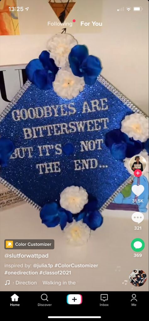 5sos Graduation Cap Ideas, Glittery Graduation Cap Ideas, 8th Grade Graduation Cap Designs, Bachelor Graduation Cap, Better Late Than Never Graduation Cap, Graduation Cap Harry Styles, Cap Decoration Graduation 8th Grade, Graduation Cap Designs One Direction, One Direction Graduation Cap Ideas