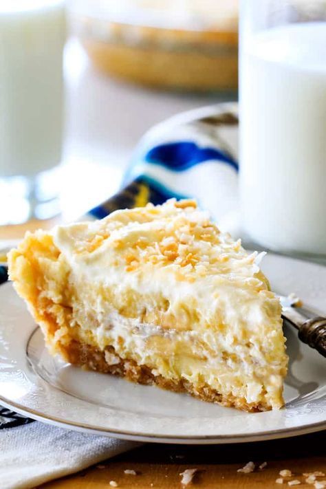 Banana Coconut Dessert, Banana Coconut Cream Pie, Coconut Pie Recipe, Coconut Crust, Sugar Cream Pie, Cream Pie Filling, Coconut Cream Pie Recipes, Pie And Mash, Banana Pie