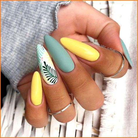 Tropical Nails, Makijaż Smokey Eye, Yellow Nails, Coffin Nails Designs, Short Acrylic Nails, Creative Nails, Best Acrylic Nails, Cute Acrylic Nails, Green Nails