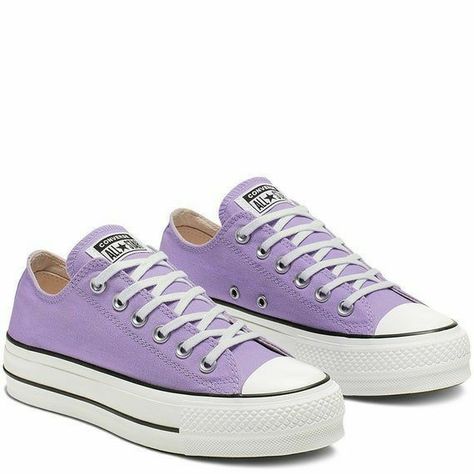 Lilac Converse, Closed Toed Shoes, Bride Sneakers, Wedding Dress Bride, Converse Platform, Bling Wedding Dress, Wedding Sneakers, Platform Converse, Dress Bride