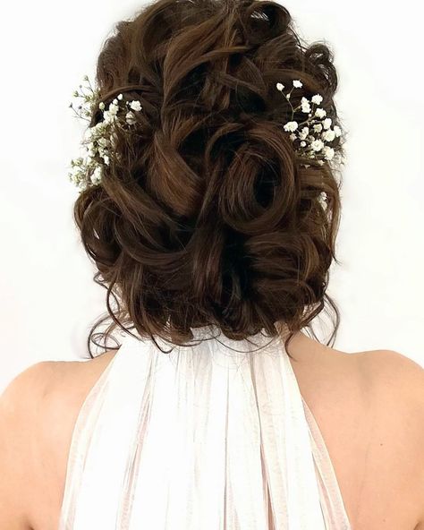 Wedding Updo With Cathedral Veil, Bridal Hair For Medium Length With Veil, Curly Bridal Updo With Veil, Brides Hairstyles With Veil, Veil Under Updo, Bride Updo Hairstyles With Veil, Updo With Veil, Wedding Updo With Veil, Wedding Hairstyles Updo With Veil