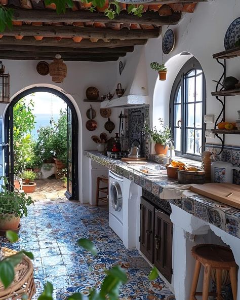 Houses In Italy Interiors, Greek House Kitchen, Italy Houses Interior, 70s Mediterranean House, Old Italian Aesthetic House, Italian Houses Interior Design, Italian Home Interior Design, Italian Home Aesthetic Interior, Homes In Italy Interior Design