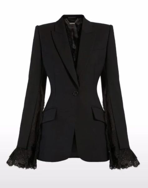 Blazer With Lace, Black Suit, Breasted Blazer, Stage Outfits, Black Blazer, Dream Clothes, Lace Sleeves, Look Fashion, Classy Outfits